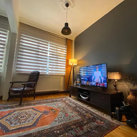 Comfortable Flat In The Heart Of Taksim Apartment Istanbul
